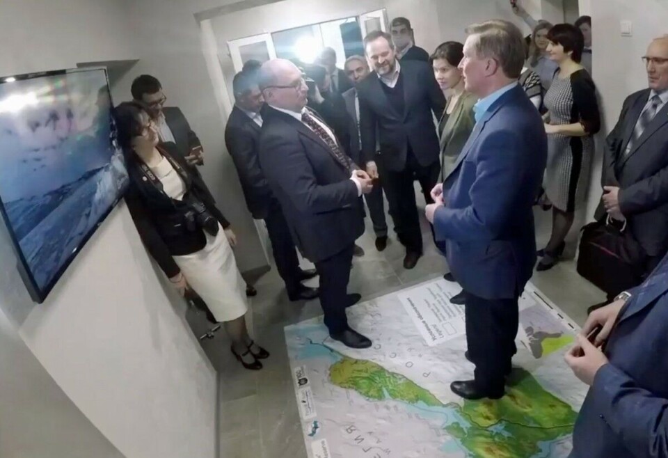 Kremlin special envoy for environment, Sergey Ivanov, suggests the Norwegian part of Pasvik Nature Reserve should be included to the map. Screenshot of video by bloger51.com