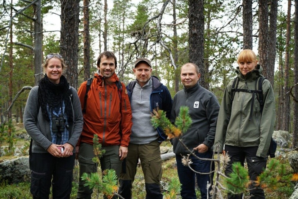 Trude Myhre (left) and Sverre Lundemo with WWF-Norway, Panu Kunttu WWF-Finland, Andrey Shegolev WWF-Arkhangelsk and Marianne Hansen WWF-Norway. Photo: WWF