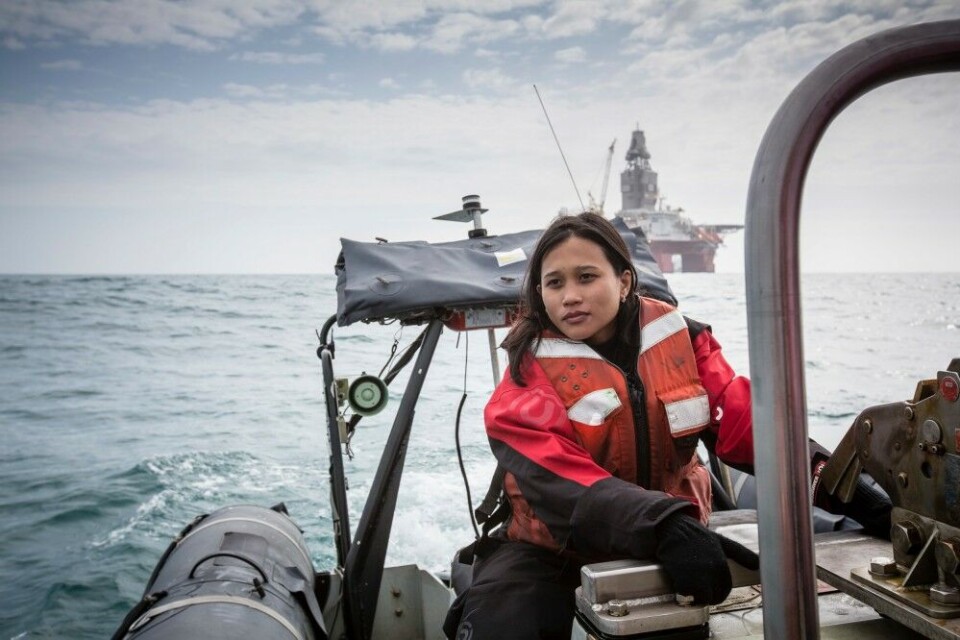 Joanna Sustento in the Barents Sea protesting Norway’s oil drilling. Photo: Will Rose / Greenpeace
