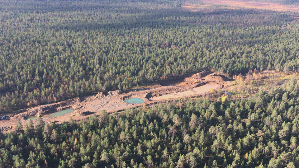 Добыча золота на реке Лемменйоки. Фото: Ингер-Элле Суонинен/Yle Sápmi