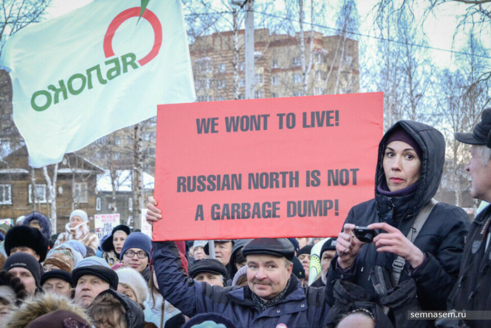 Local protest against waste site in Shies. Photo: 7x7-journal