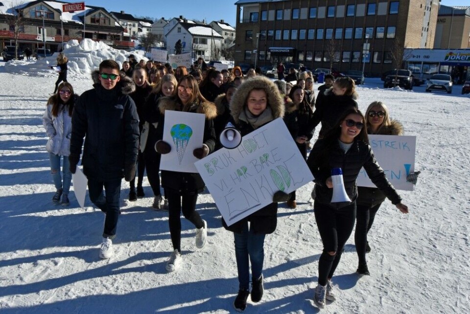 Frustrated by lack of climate action, school children in Kirkenes took to the streets on Friday. Photo: Thomas Nilsen