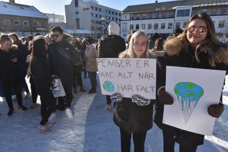 «Money is not everything when the planet has fallen.» Photo: Thomas Nilsen