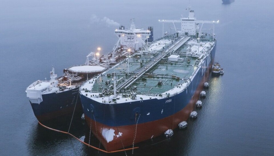 Transshipment in the Kola Bay. Floating storage vessel Umba loads oil from the Prirazlomnaya or Novy Port.