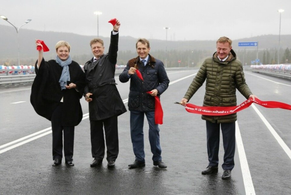 Hereby declared open! Murmansk Governor Marina Kovtun together with Minister of Transport Maksim Sokolov, State Duma Speaker Sergey Naryshkin and Avtodor leader Roman Starovoyt. Photo: Gov-murman.ru