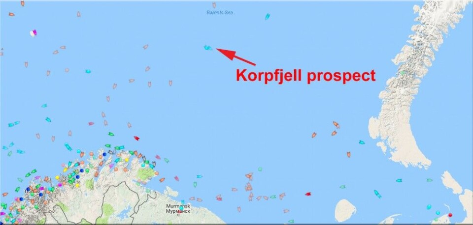 Korpfjell prospect is located 415 kilometers from Norwegian mainland and 37 kilometers from the Russian boundary. The rig “Songa Enabler” can be seen on the map of MarineTraffic.com
