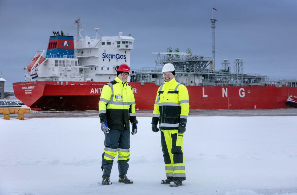 Big smiles in Manga terminal as first shipment of LNG arrives. Photo: gasum.pictures.fi