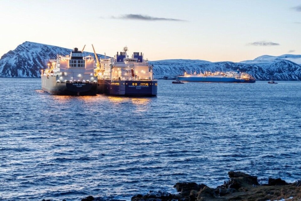 Reloading in Sarnes Fjord outside Honningsvåg, Norway. Photo courtesy: Kjell Bendik Pedersen/TSS