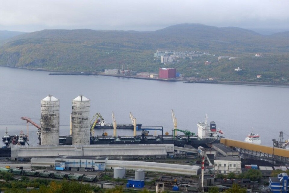 Ship loading mineral fertilizers in Murmansk. Photo: Atle Staalesen
