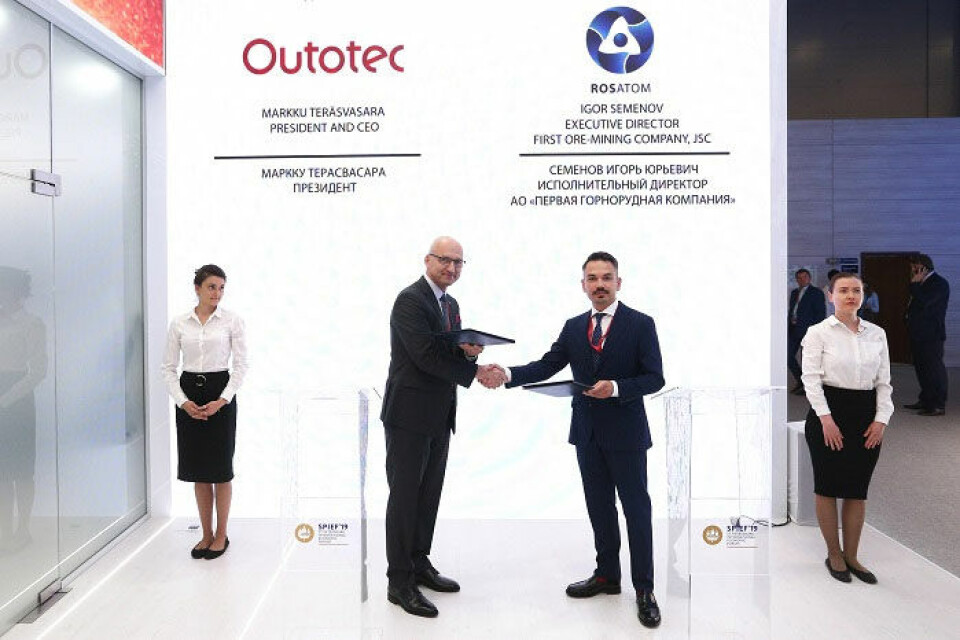 Markku Teräsvasara and Igor Semonov at the St. Petersburg Economic Forum. Photo: Rosatom.ru