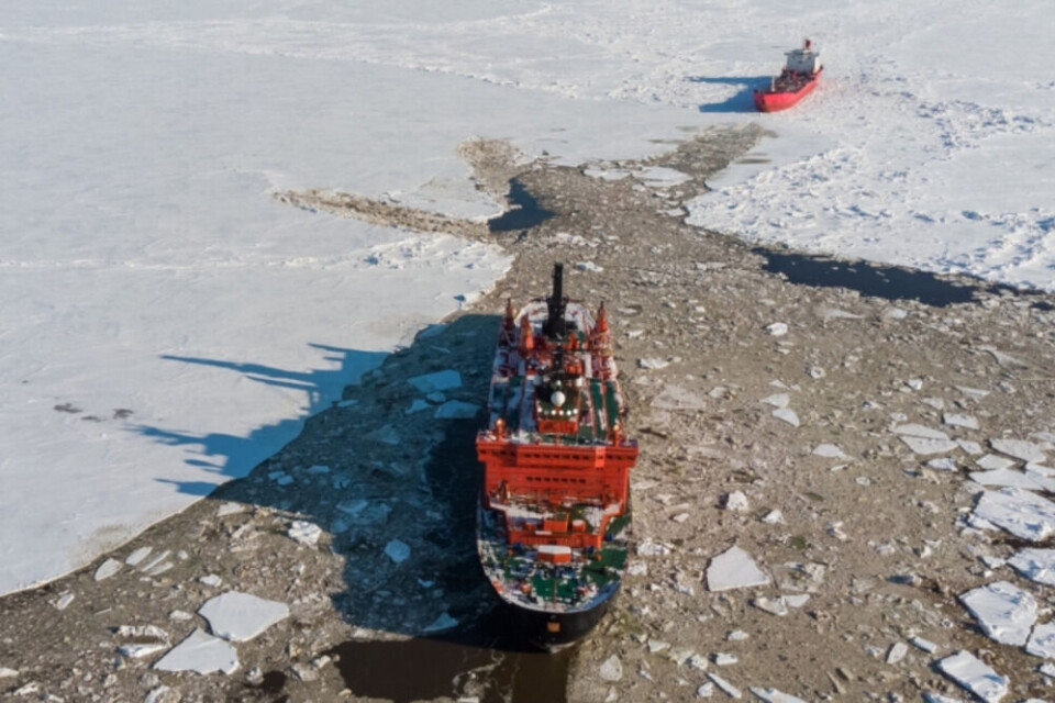 The powerful nuclear-powered icebreaker “50 Let Pobedy” making an opening in the ice, preparing for emergency towing of the oil tanker “Varzuga” in the Ob Bay. Photo: Rosatomflot