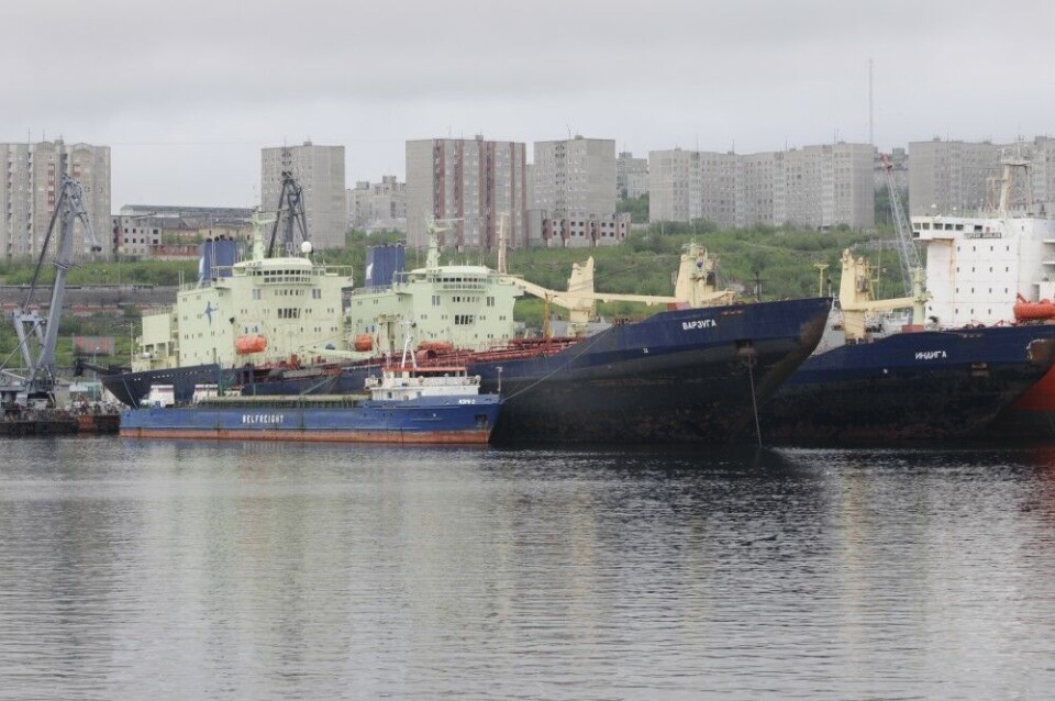 The two oil tankers “Varzuga” and “Indiga” at port in Murmansk. Photo: Thomas Nilsen