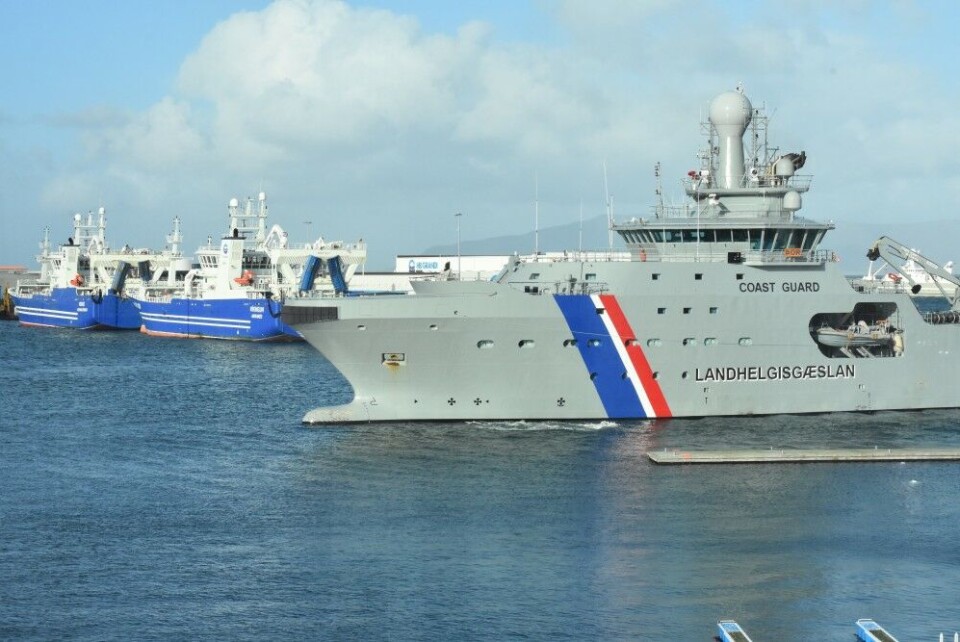 Icelandic Coast Guard vessel 'Tor' and fishing vessels in the port of Reykjavik. Photo: Thomas Nilsen