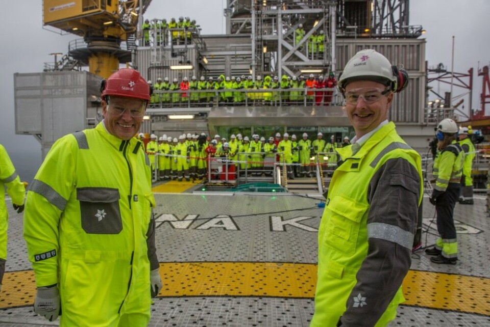 Minister of Petroleum and Energy Terje Søviknes (right). Photo: Øyvind Gravås, Statoil
