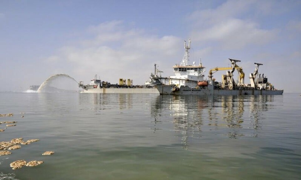 The 'Francis Beaufort' is one of the dredgers currently engaged in the Ob. Photo: Jandenul.com