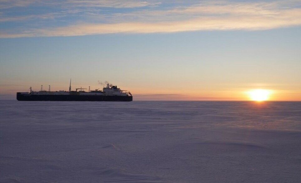 Tanker traffic in Arctic ice. Illustration photo by Novatek