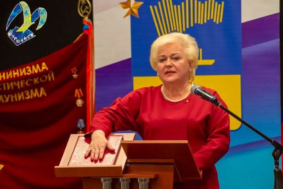 Tamara Pryamikova is instated as new City Mayor of Murmansk. Photo: Murmansovet.ru