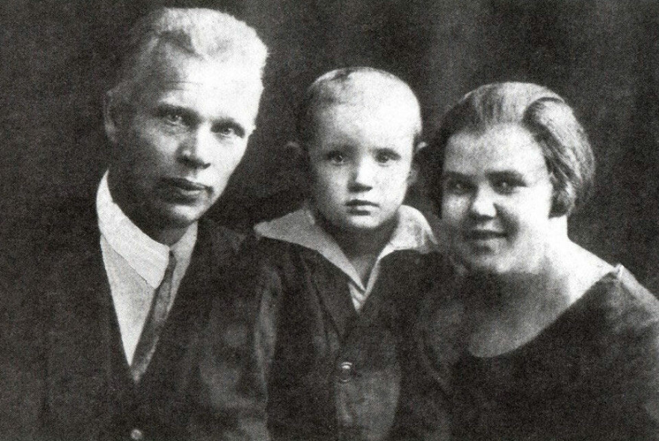 Enok Nelson and family. Photo: 7x7-Journal/Private from the Nelson family