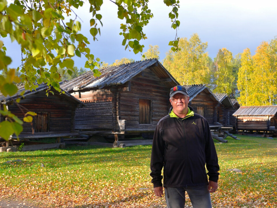 Dan Eriksson has not considered his Sámi background an important issue. But he has now become interested in his origin and likes to direct his words to the Sámi as a group when giving speeches on homosexuality and suicide. – As a man in the Sámi community, you feel the pressure to be strong and to cope on your own. But it’s not wrong to show that you can be weak sometimes. Photo: Peder Lundkvist