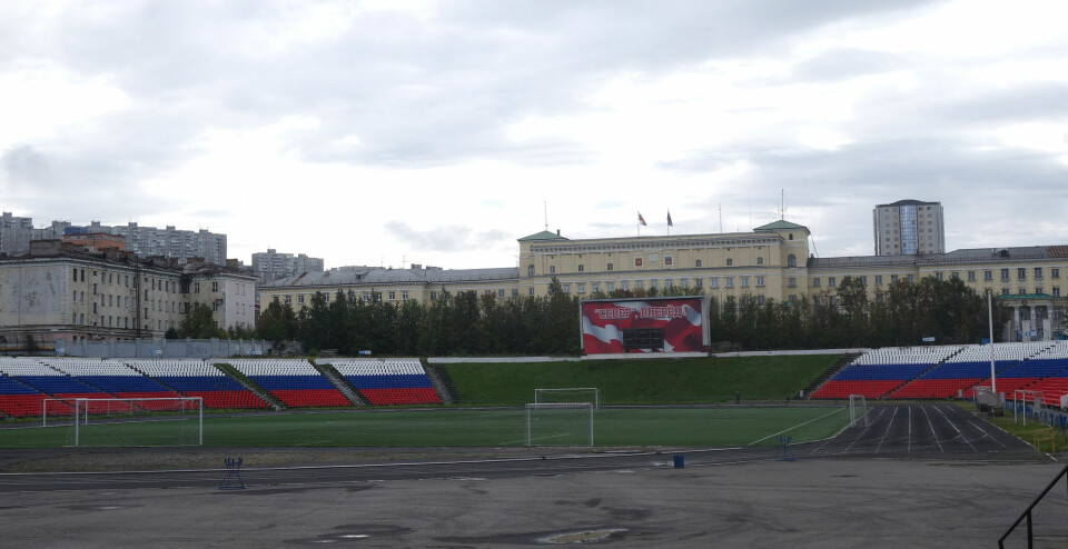 The Murmansk Central Stadium located by the Government Yellow House. Photo: Atle Staalesen