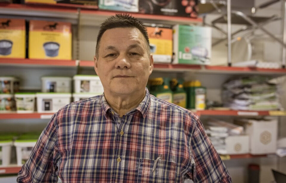 Shop owner Uula Tapiola. Photo: Ville-Riiko Fofonoff, Yle