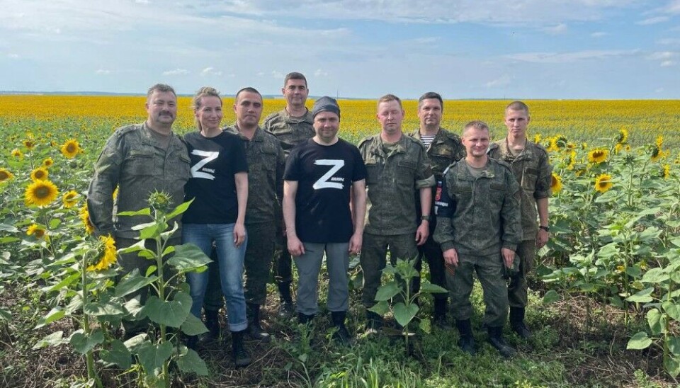 Murmansk Governor Andrei Chibis (center) on occupied Ukrainian land together with warriors from Murmansk in 2022. Photo from Chibis’ Telegram channel