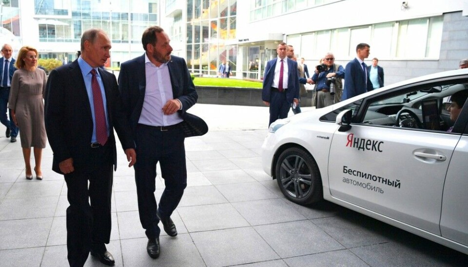 Vladimir Putin and Yandex founder Arkady Volosh in 2017. Five years later, the tech developer fled Russia. Photo: Kremlin.ru