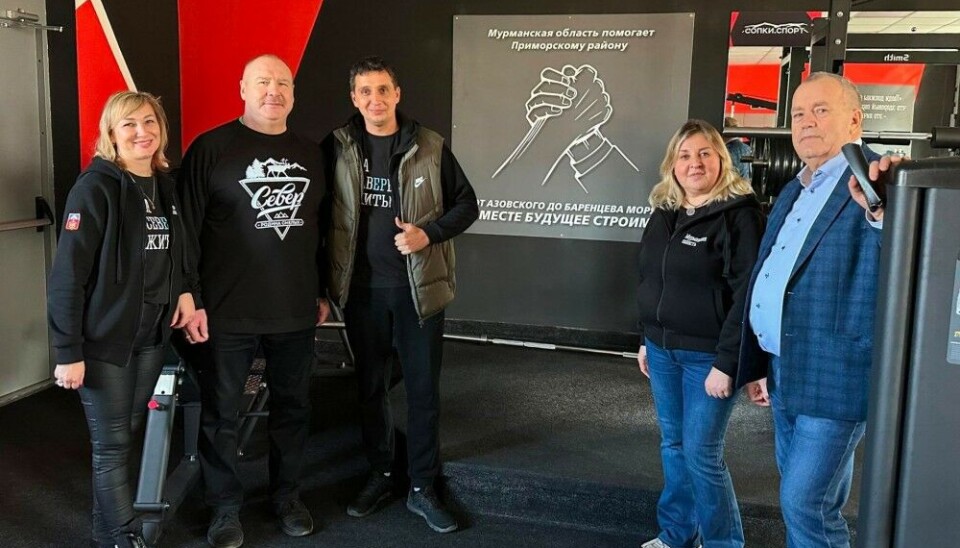 “From the Azov Sea to the Barents Sea - together we build the future,” reads the poster on the wall in a new sport studio in Primorsk. Photo: Primorsk on VK