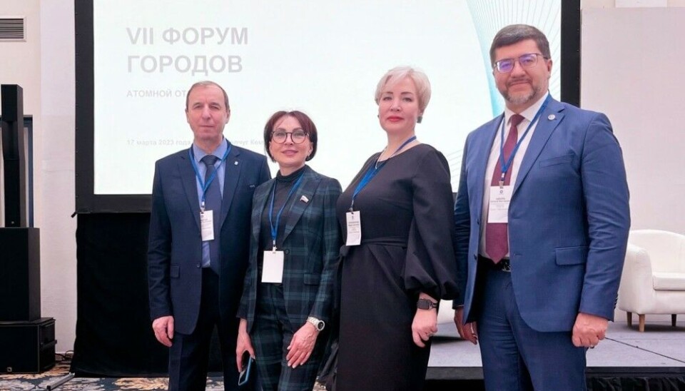 Мария Серебреникова на мероприятии «Росатома» с Евгением Никорой (справа) и депутатом Государственной Думы от Мурманской области Татьяной Кусайко (слева). Фото: страница Марии Серебрениковой во «Вконтакте»