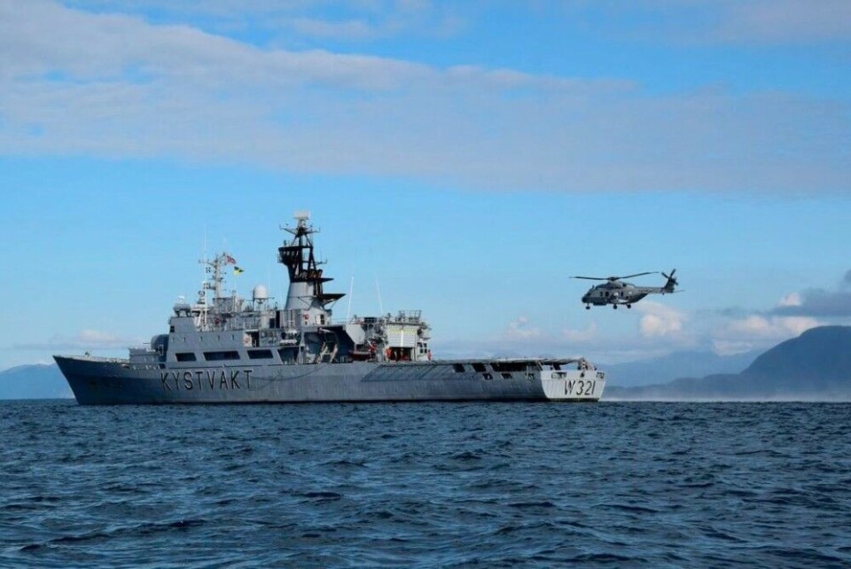 Coast Guard vessel 'KV Senja' with an NH-90 helicopter. Photo: Kystvakten