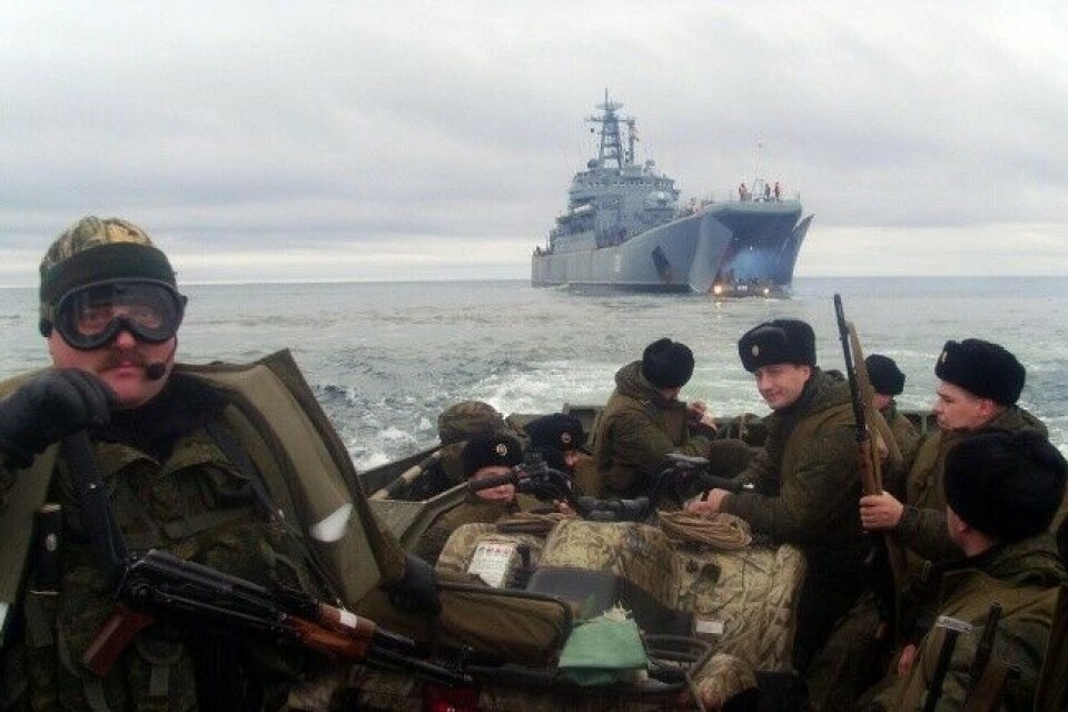 Soldiers from the Northern Fleet Joint Strategic Command made landing at Kotelny Island in 2015. Photo from the Northern fleet's Facebook-page.