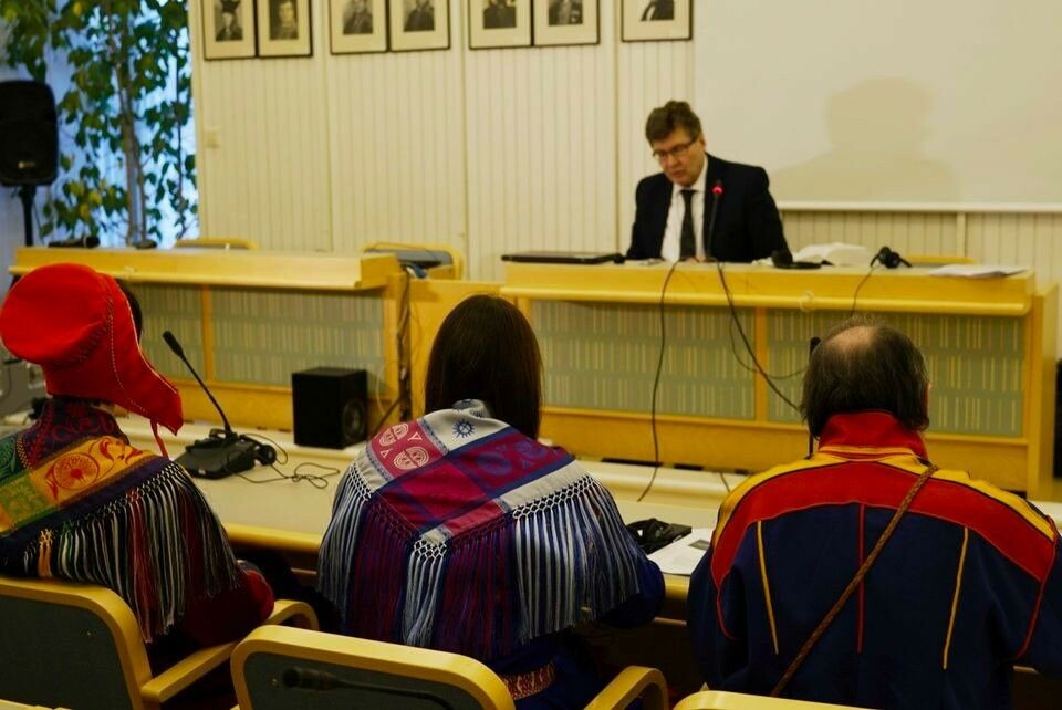 The Court of Lapland began hearing the case on illegal fishing in the Utsjoki Municipality Hall on 14 February 2019. Photo: Vesa Toppari / Yle Sápmi
