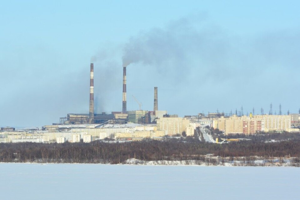 The Russian town of Nikel is some few kilometres from the border to Norway. Photo: Thomas Nilsen