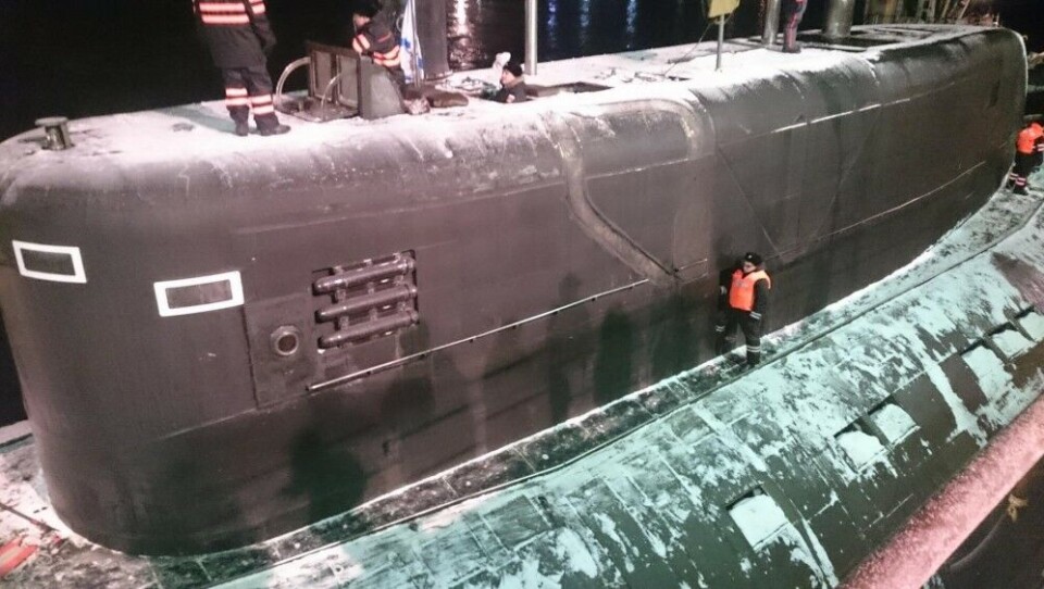 Old titanium submarine sets sail for Barents Sea