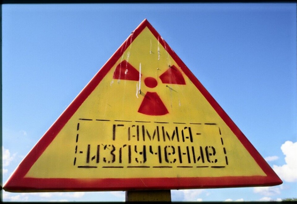 Radiation danger sign. Photo: Thomas Nilsen
