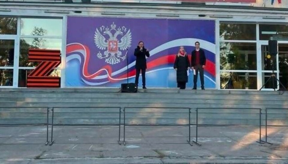 Заместитель председателя Архангельской городской Думы Рим Калимуллин выступает на провоенной акции. Фото: arhcity.ru