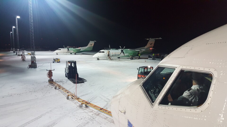 Kirkenes airport has flights by SAS, Norwegian and Widerøe to Oslo, Tromsø and the smaller airports along the coast of Finnmark. Photo: Thomas Nilsen
