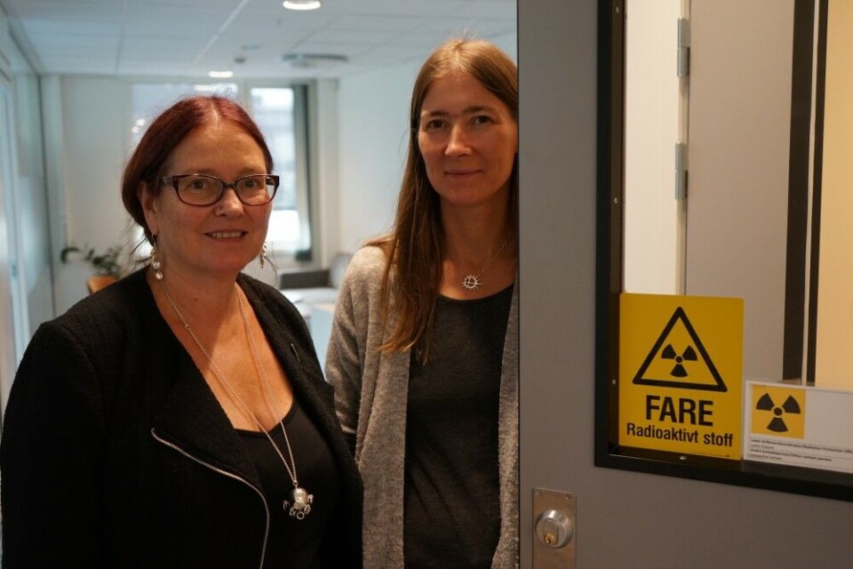 Inger Eikelmann (left) and Louise Jensen with Norwegian Radiation Protection Authorities Tromsø department. Photo: Thomas Nilsen