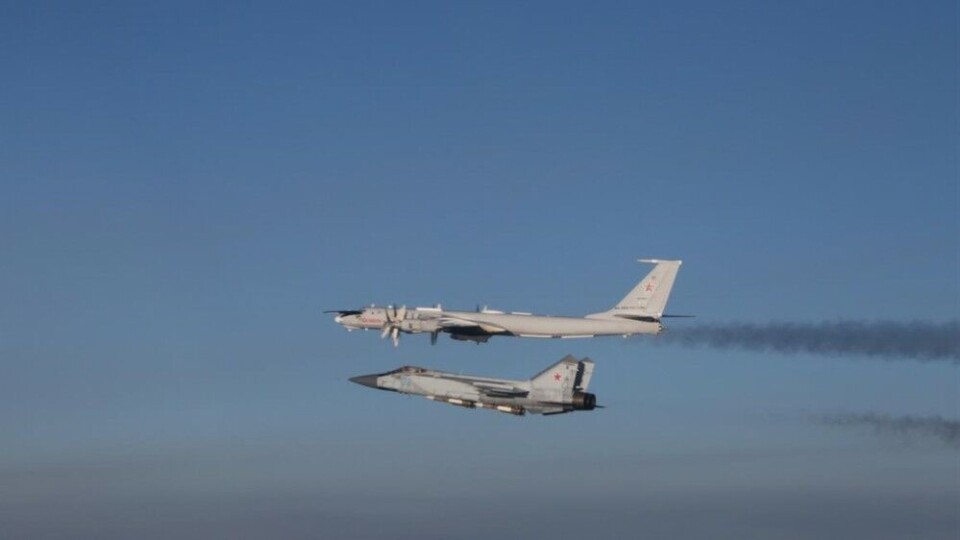 These Russian planes, a Tu-142 and a MiG-31, were photographed outside Norwegian air space on Saturday, March 7th. Photo: Norwegian Air Force
