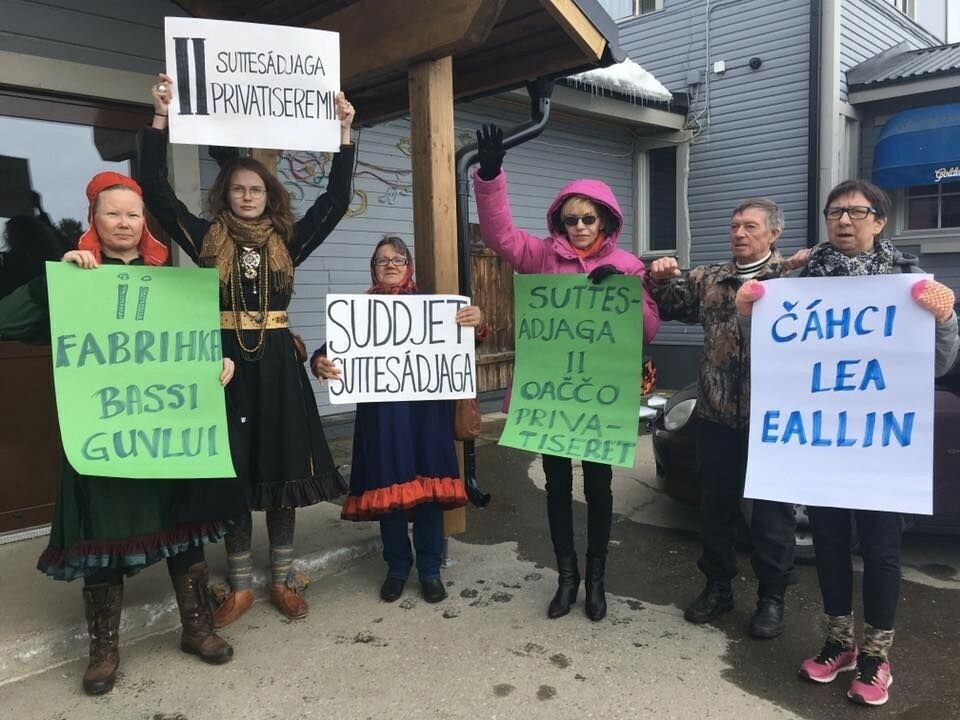 Protest against water bottling in Suttesája, northern Finland. Photo: Sara Wesslin, Yle Sapmi