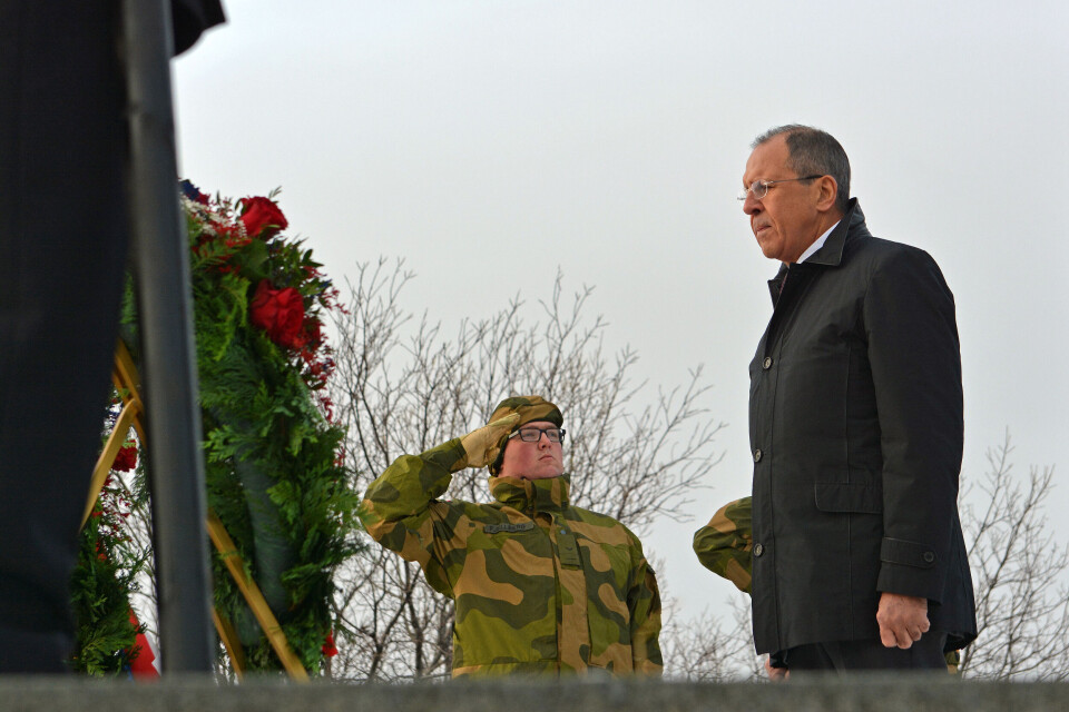 Lavrov laid wreaths at the monument to Soviet soldier in Kirkenes in 2014 at the 70th anniversary of the liberation of Finnmark from German occupation by the Soviet Red Army. Photo: Thomas Nilsen
