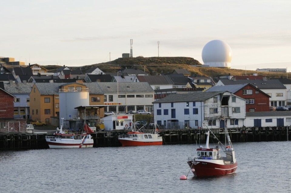 The Globus radar is highly visible above Vardø harbor. Photo: Thomas Nilsen