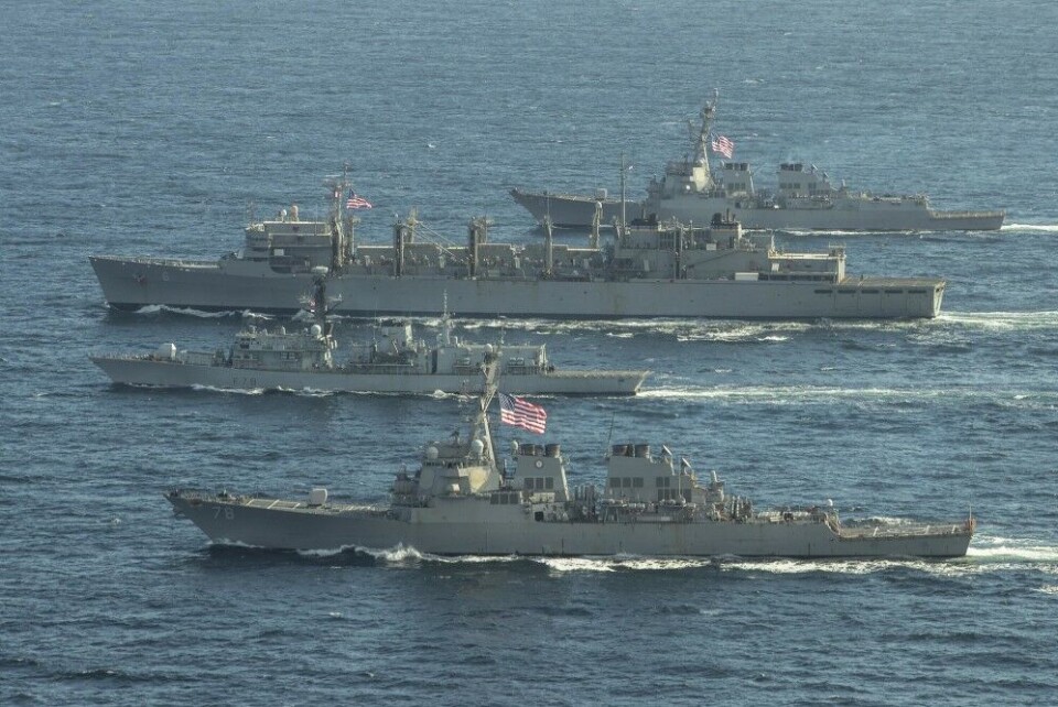 The British frigate HMS Kent (F78) sail alongside the U.S. Navy ships USS Porter (78) USS Roosevelt (80) and USS Supply (6) in the Barents Sea. Photo: Dan Rosenbaum, HMS Kent