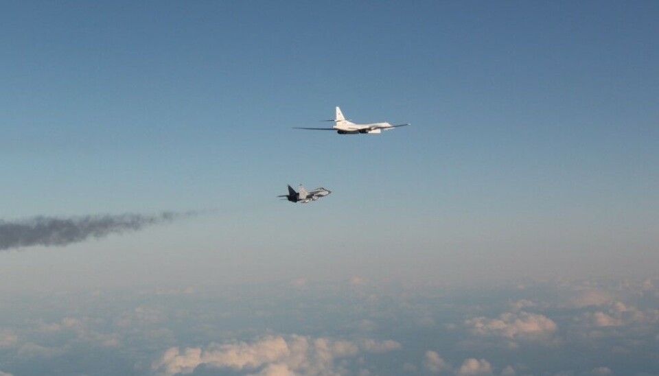 A MiG-31 escorting the Tu-160 bomber outside northern Norway. Photo: Norwegian Air Force