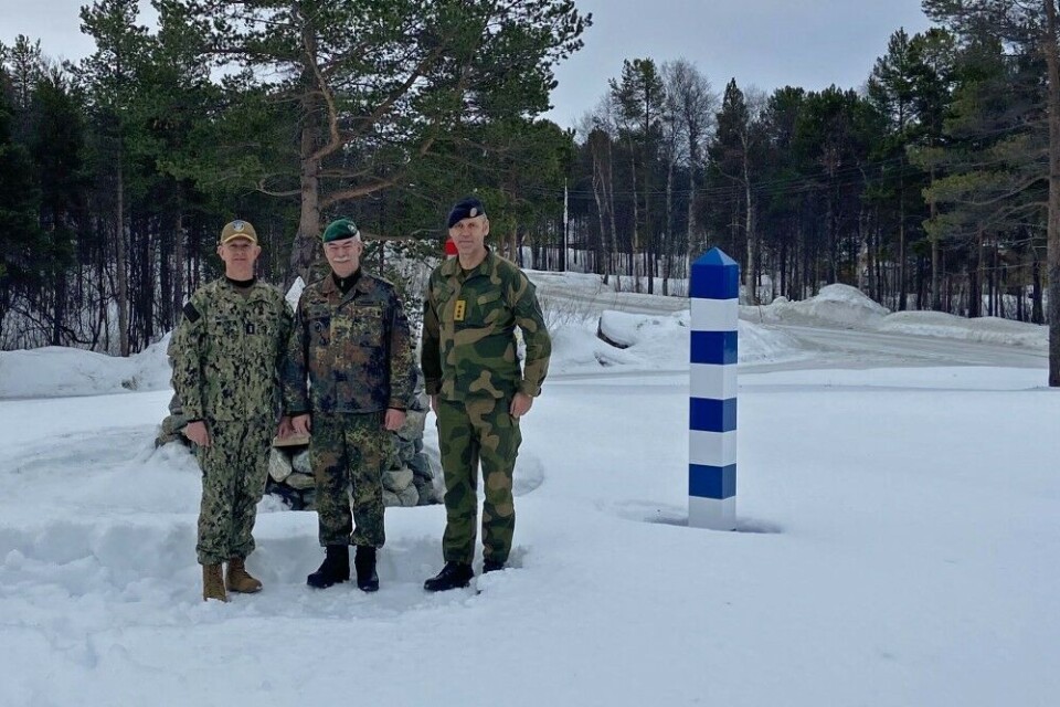 “This visit helped us quite a lot in getting a better understanding and sensitivity of what are the circumstances of which Norway and we all together have to defend if necessary,” says General Jörg Vollmer. Here together with Vice-Admiral Daniel Dwyer (left) and Lieutenant General Yngve Odlo. Photo: Thomas Nilsen