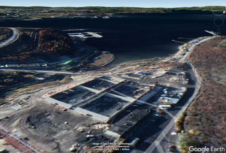 A new large facility is currently under construction at Okolnaya Bay, the Northern Fleet’s storage- and handling area for naval weapons. Photo: Google Earth / Barents Observer