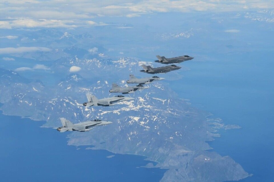 Three countries - one mission: F-35, JAS 39 Gripen and F/A-18 fighter jets from Norway, Sweden and Finland in joint formation in the skies about the coast to the Norwegian Sea. Photo: 332 Squadron / Norwegian Air Force