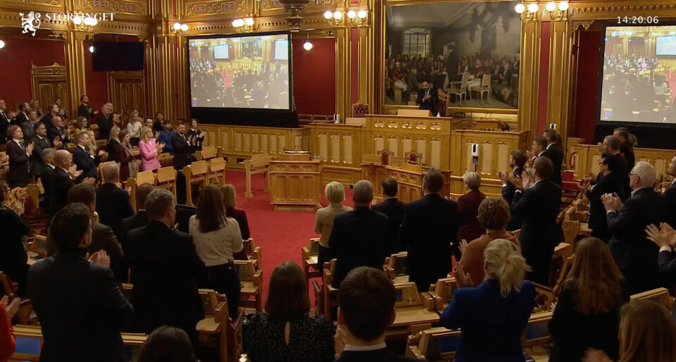 Several minutes of applause following President Zelensky’s address to the Norwegian Storting. Screenshot
