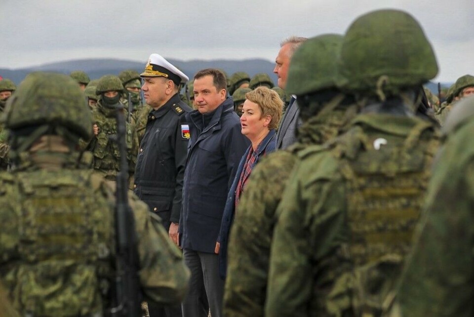 Governor Aleksandr Tsybulsky greets warriors of the newly established Arkhangelsk Battalion ahead of departure to occupied lands in Ukraine. Photo: Tsybulsky at Telegram