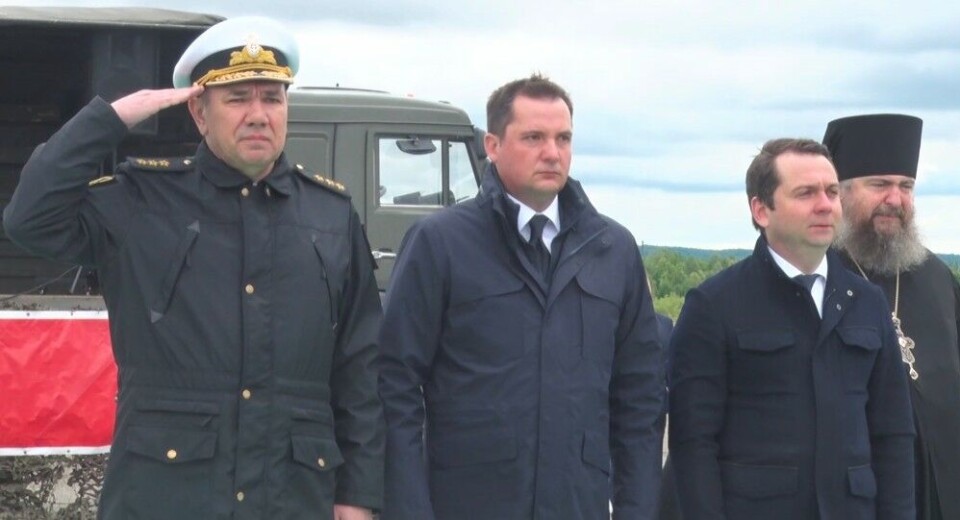 Northern Fleet Commander Aleksandr Moiseev (left), Aleksandr Tsybulsky and Andrei Chibis. Screenshot of video on Tsybulsky’s Telegram channel.